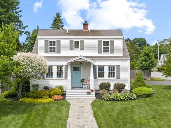5 Reg Roc Road, Falmouth, ME 04105