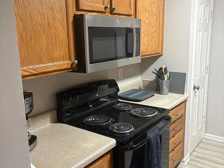 Foxtail Ct — Photo 10