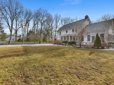 66 Wynnewood Lane, Stamford, CT, 06903