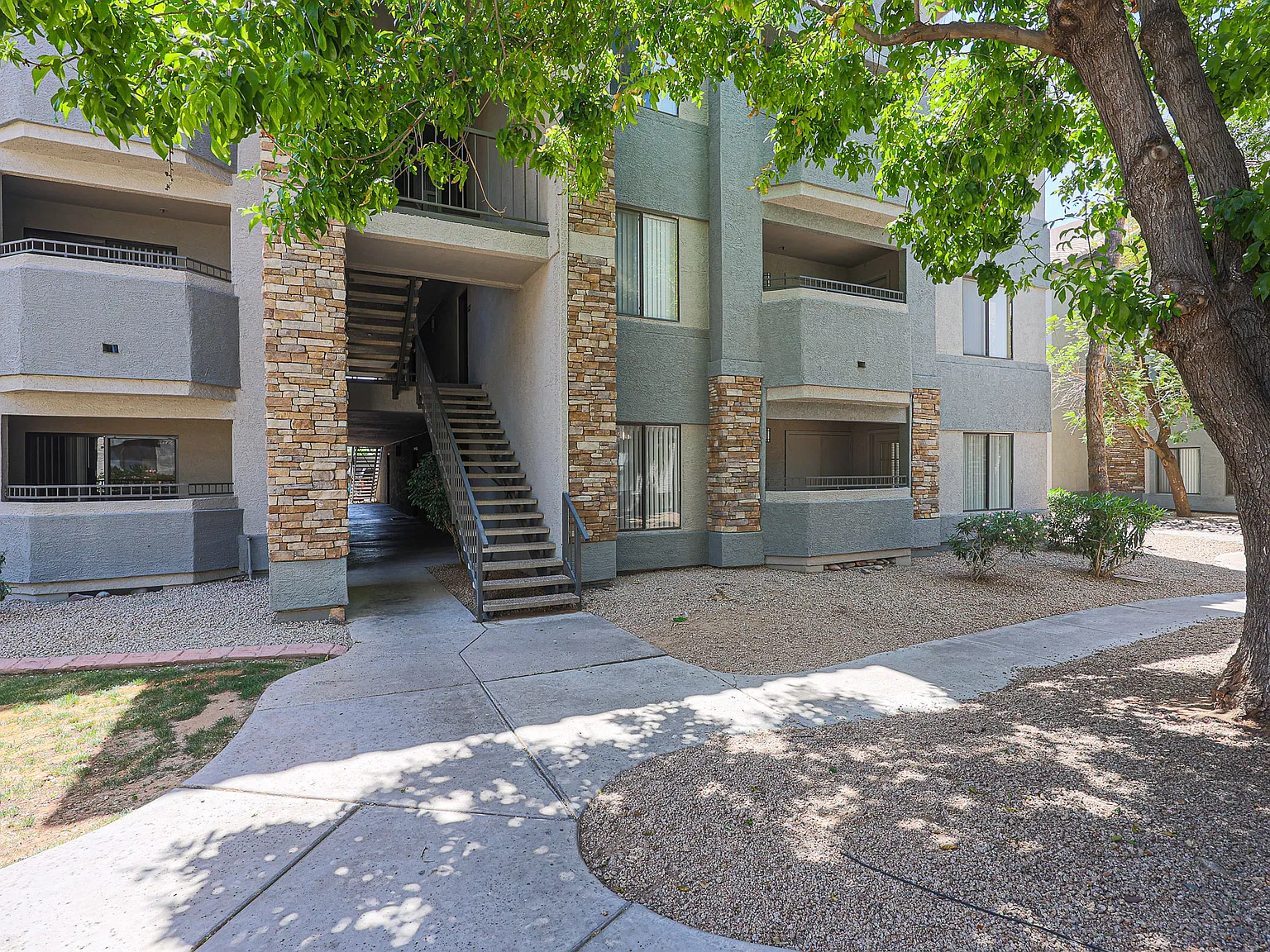 2025 E Campbell Ave #146 $1595 - 1 — Photo 1
