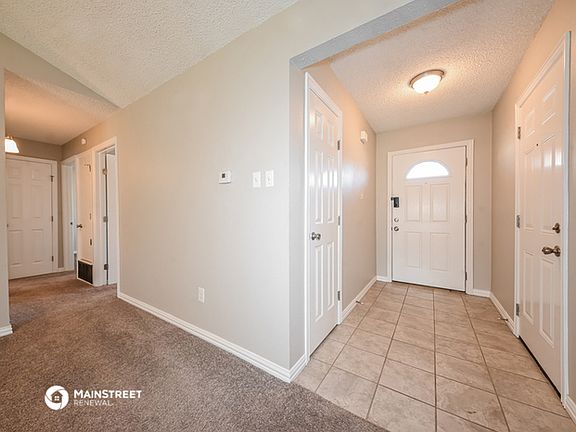 4th image of 306 Valley Cove Dr