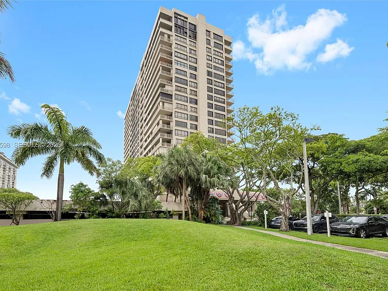 11113 Biscayne Blvd #1253 — Photo 33