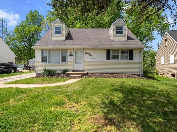 1247 Walker Ave, Saint Louis, MO 63138