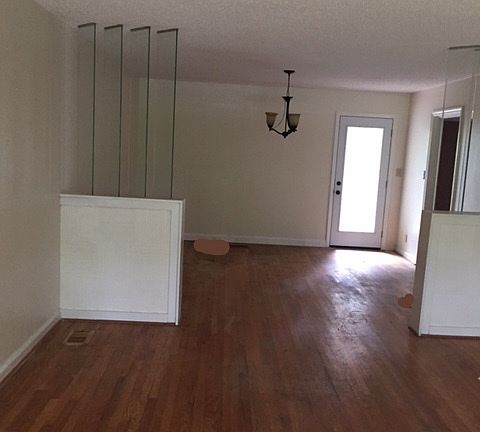 2nd image of 713 Belvoir Ave
