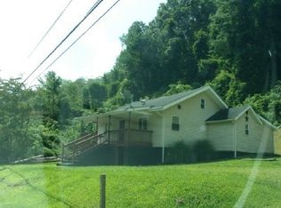 613 Store Holw, Betsy Layne, KY 41605