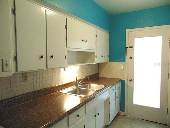 3rd image of 1301 N Lotus Dr #A