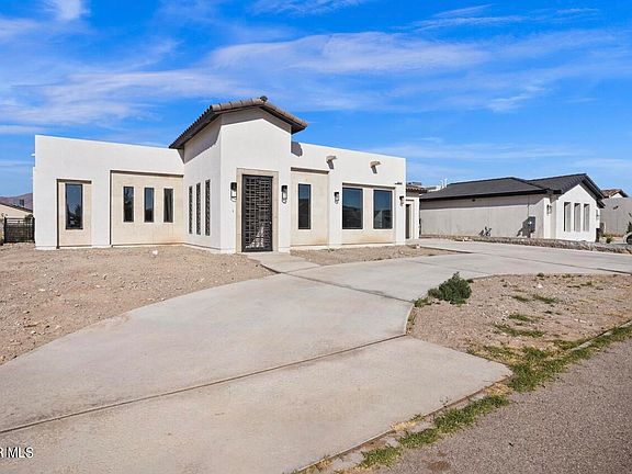 3rd image of 2820 Girl Scout Ln