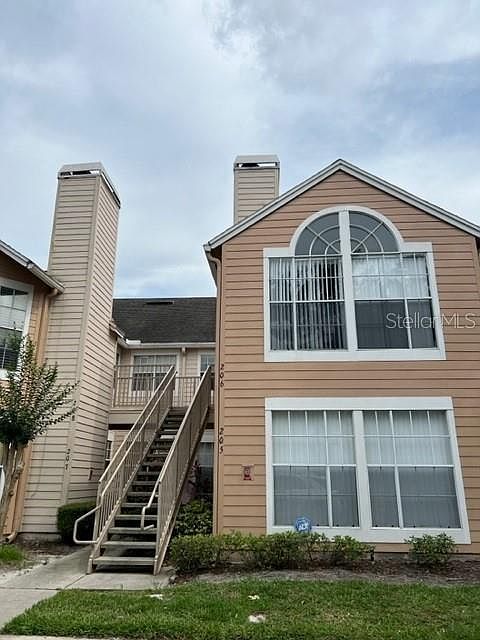 1st image of 662 YOUNGSTOWN PARKWAY #206