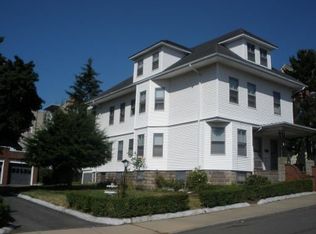 11 Ingleside Ave, Chelsea, MA 02150
