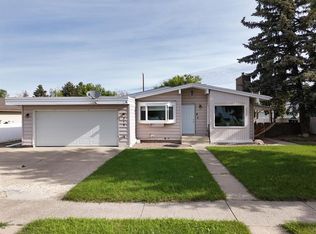 318 S 53rd Ave E, Claresholm, AB T0L0T0