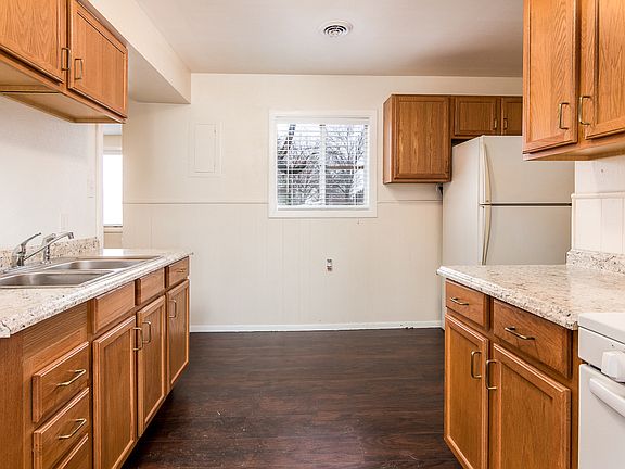 4th image of 1105 Saint Patrice Ln