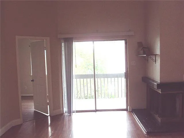 176 Avant Garde Cir #176 — Photo 6