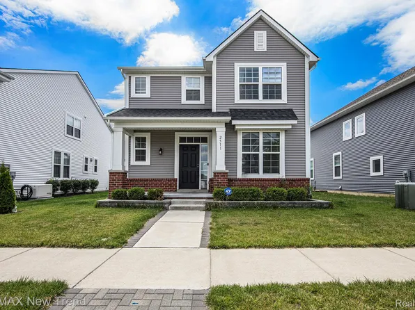 2511 Massoit Rd, Royal Oak, MI 48073