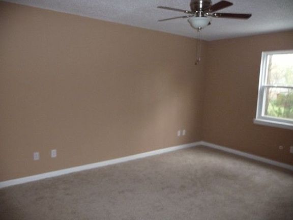 5th image of 3426 Tall Timbers Cir NW