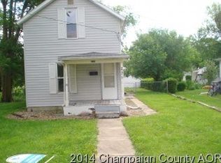 235 S College St, Paxton, IL 60957