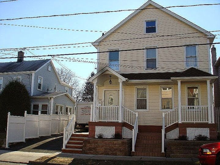 1st image of 114 Willow St