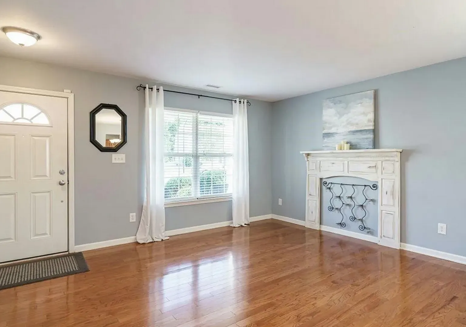 4 Bedroom, 2.5 Bath Home- Short Commute to Fort Bragg! — Photo 4