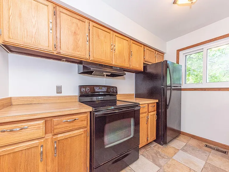 603 Manor Dr — Photo 20