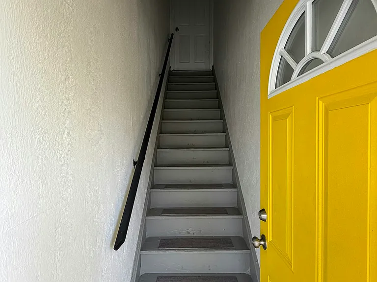 12104 Osceola Ave #UPPER — Photo 4