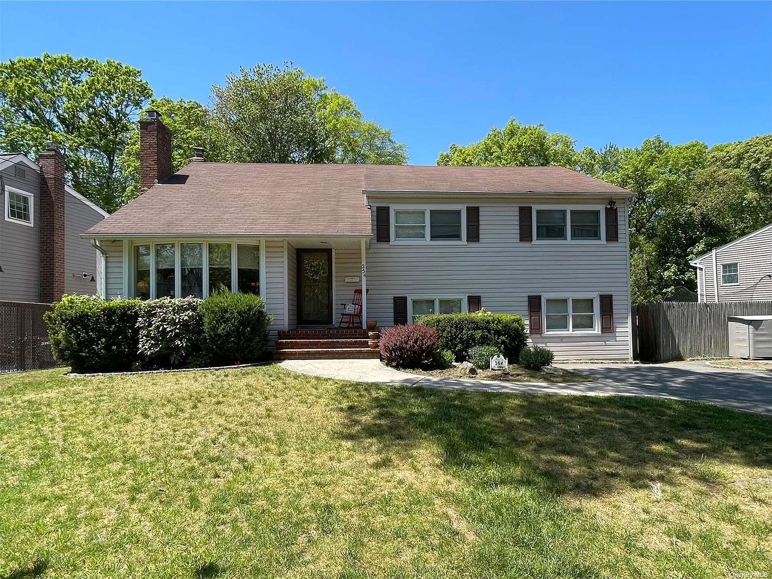 354 Lakeshore Boulevard, Massapequa Park, NY 11762 Zillow