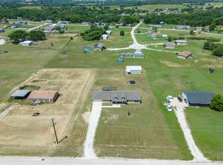 142 Blue Sky Ln, Springtown, TX 76082