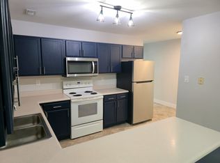 758 Marina Dr, Saint Charles, MO 63301