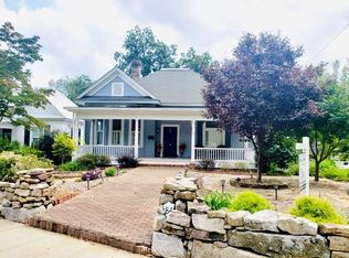 84 Lagrange St, Newnan, GA 30263