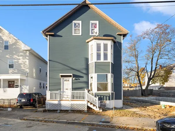 313 Sayles St, Providence, RI 02905