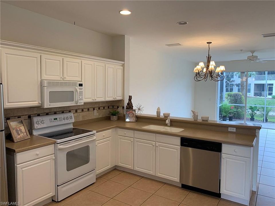 1st image of 1260 Oxford Ln #5