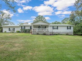 359 Sunrise Cir, Pell City, AL 35125