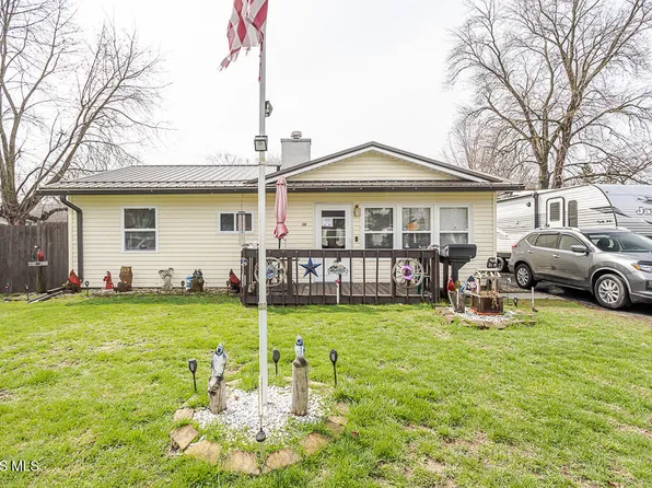 815 Eastern Ave, Fostoria, OH 44830