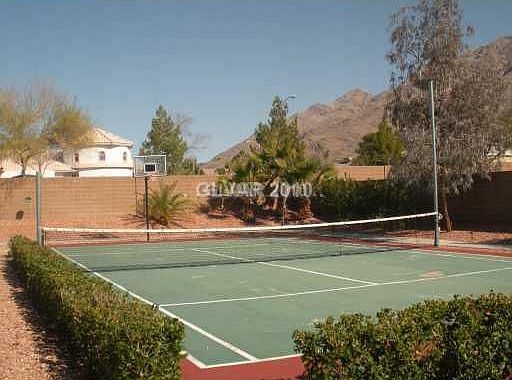 3rd image of 6926 Adobe Villa Ave