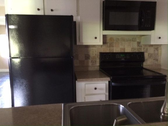 4th image of 1821 Bough Ave Unit 2