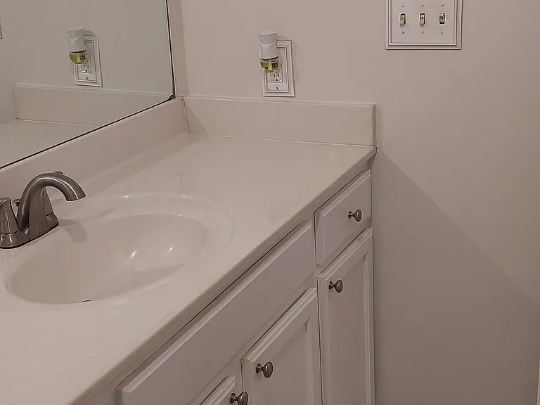 3040 Peachtree Rd NW #1513 — Photo 15
