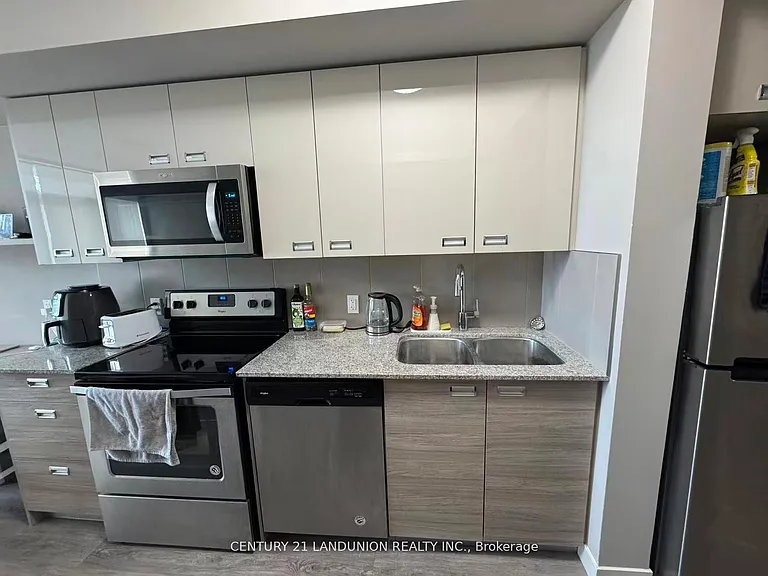 308 Lester St #225 — Photo 3