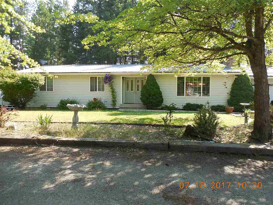 1st image of 700 N Lilac Ln