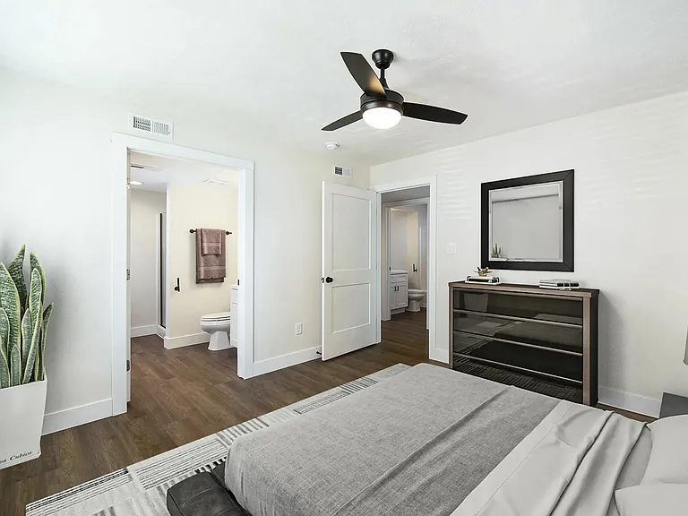 Hawthorn Suites Apartments — Photo 5