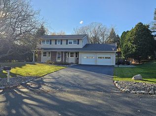 4905 Westview Dr, Syracuse, NY 13215