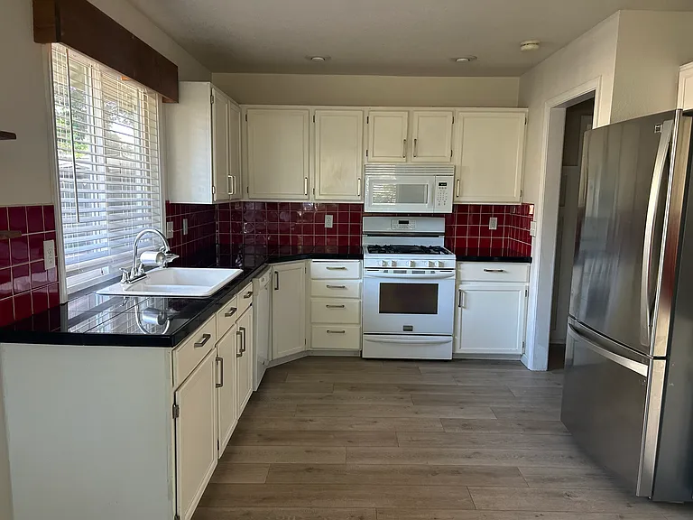5798 W Lucky St — Photo 8