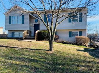 63 Greenleaf Rd, Strasburg, VA 22657
