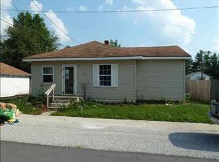 951 W Green St, Frankfort, IN 46041