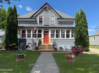 513 3rd Ave S, Clear Lake, SD 57226