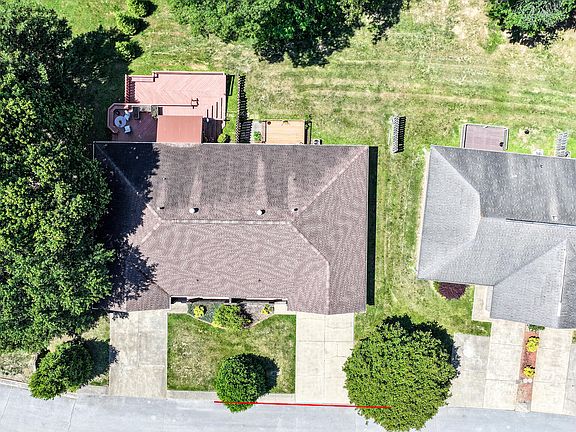 3rd image of 109 Park Pl #109