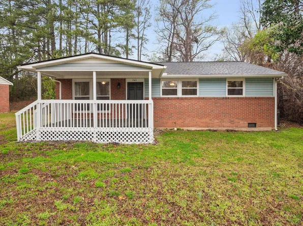 765 Bunche Dr, Raleigh, NC 27610