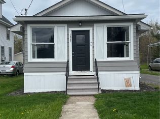 16737 Kenmore Rd, Kendall, NY 14476