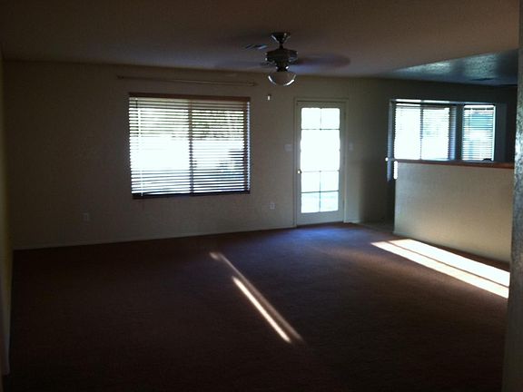 3rd image of 4143 S Jasmine Ave