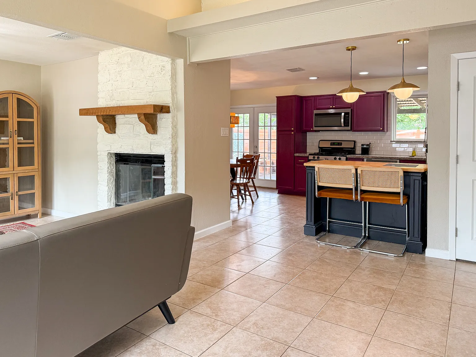 7107 Cherry Meadow Dr — Photo 3