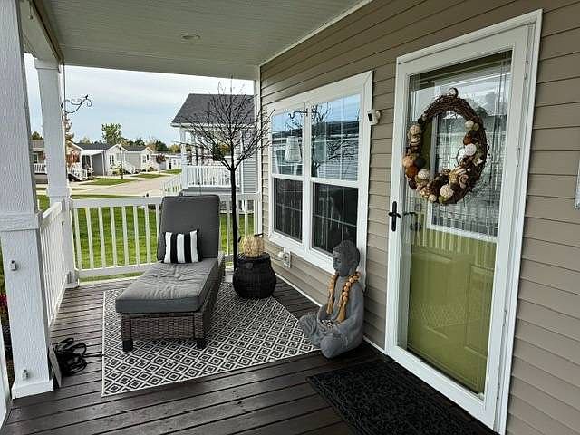 30048 Pin Oak Ct, photo 2