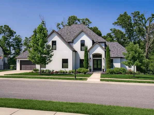 8409 W Kingbird Ct, Bentonville, AR 72713