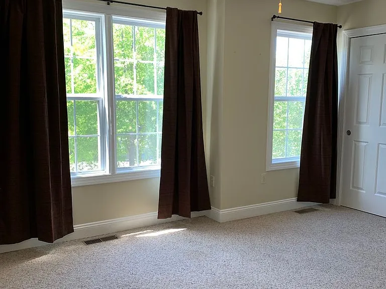 435 Oak Tree Blvd NW — Photo 19